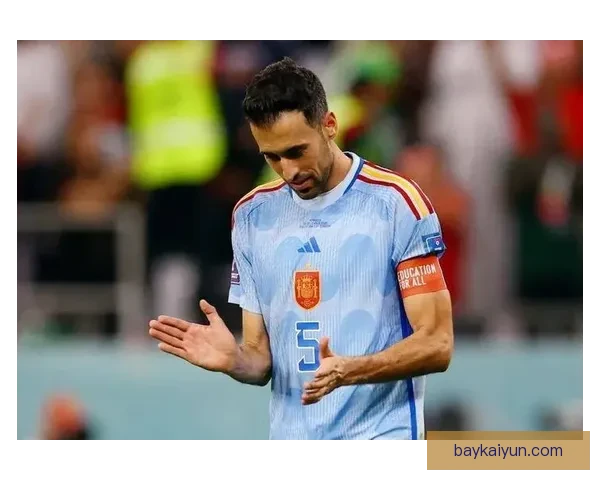 布斯克茨中场风格体现出稳定性与卓越的控球能力，逐渐成为比赛中的关键因素。